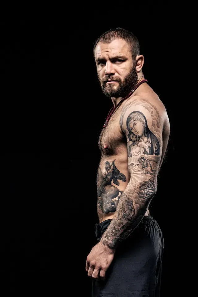 Canadian UFC Fighters with the Most Fight Night Bonuses