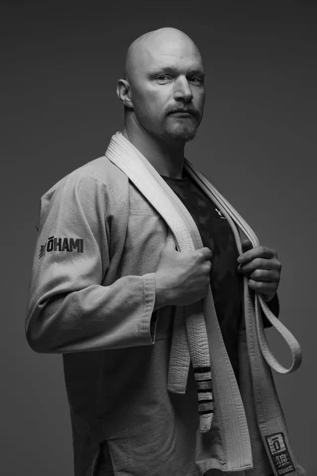 Guide to Following Canadian UFC Fighters on Social Media
